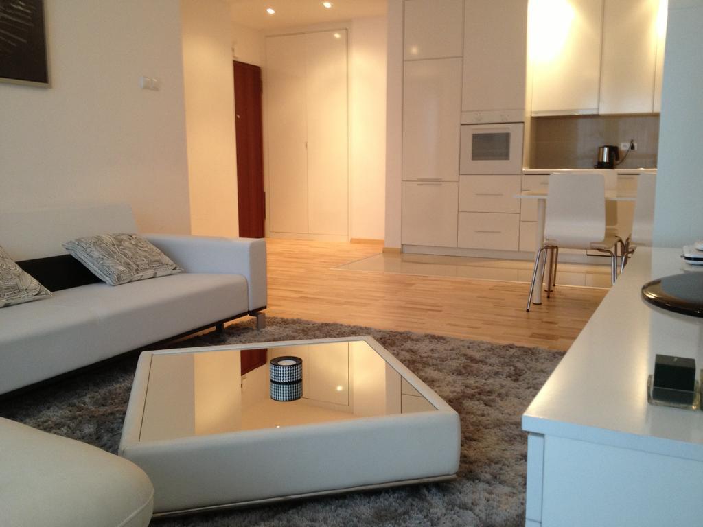 Platinum Towers Apartments Warszawa Rum bild