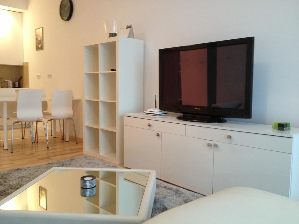 Platinum Towers Apartments Warszawa Rum bild